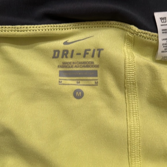 Nike Dri-fit shorts - Picture 5 of 6
